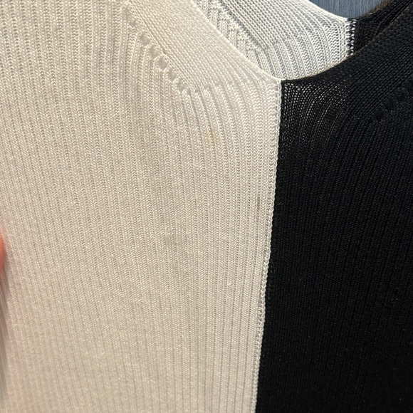 Almost Famous Black and White Long Sleeve Dress - Picture 4 of 5